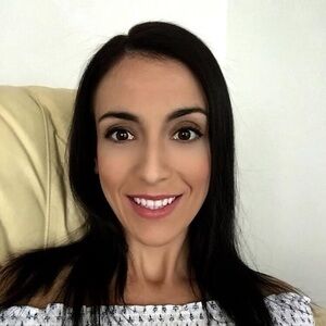 Meet your Posher, Niki